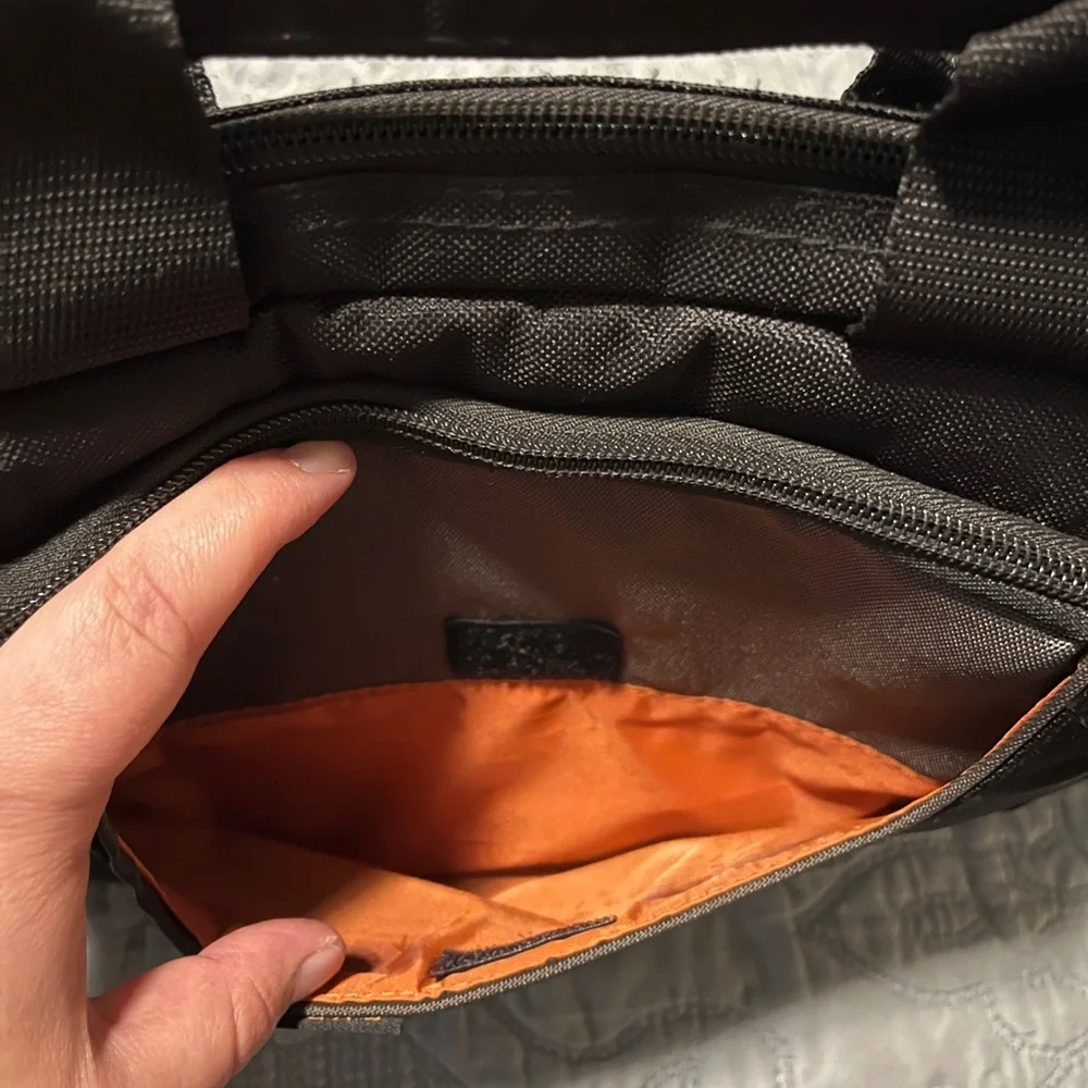 Everki Black and Gray Advance Briefcase for Tablets/Small Laptops